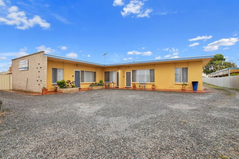 Coobowie Lodge - Yamba Accommodation 3