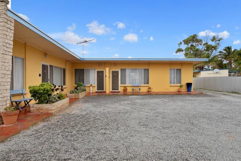 Coobowie Lodge - Yamba Accommodation 2