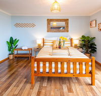 Coota Views Unit - Yamba Accommodation