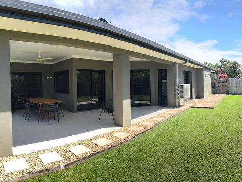Cooya Beach - Ultimate Tropical Getaway - Yamba Accommodation 0