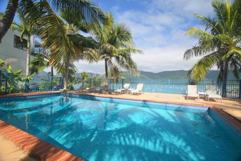 Coral Point Lodge - Yamba Accommodation 0