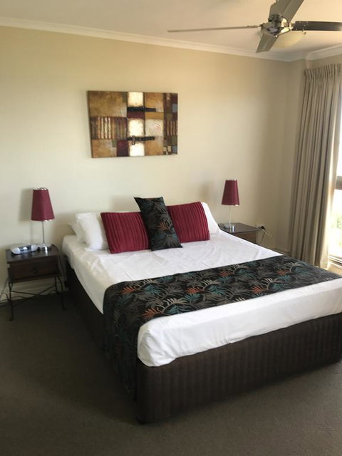 Coral Towers Holiday Suites - Yamba Accommodation 3