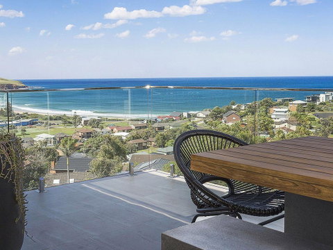 Cosmopolitan@SoHo - Yamba Accommodation 1