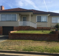 Costa Park Cottage Ena - Armidale - Yamba Accommodation