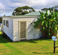 Cosy cottage by the sea - Yamba Accommodation