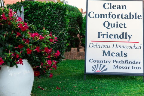 Country Pathfinder Motor Inn - Yamba Accommodation 1