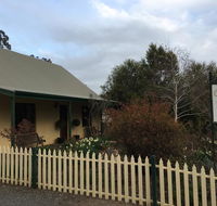 Country Pleasures Bed and Breakfast - Yamba Accommodation