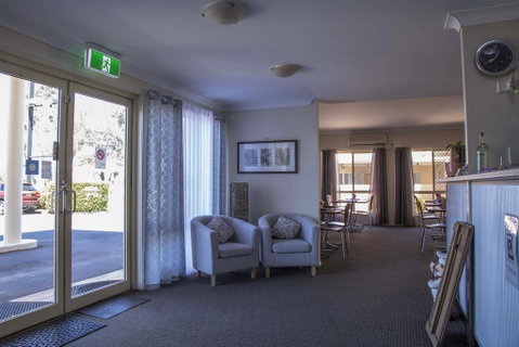 Country Roads Motor Inn - Yamba Accommodation 1