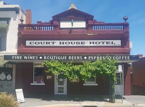 Courthouse Hotel - Yamba Accommodation 0