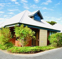 Cowrie Chalet - Yamba Accommodation