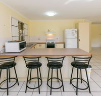 Cozy Family Holiday House - Yamba Accommodation