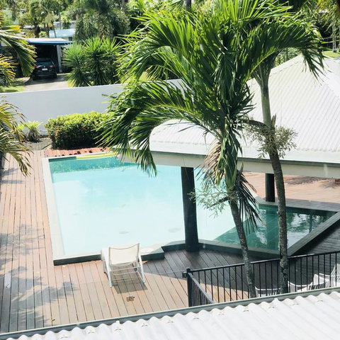 Crazy About Cairns Resort Living - 6 Bedrooms - Yamba Accommodation 3