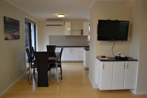 Crisands Of Echuca - Yamba Accommodation 2