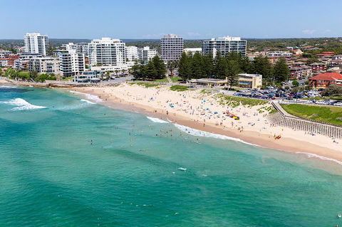 Cronulla Beach Break - Yamba Accommodation 1