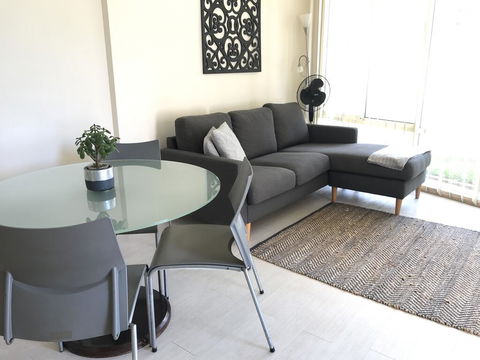 CRONULLA BREEZE - Yamba Accommodation 2