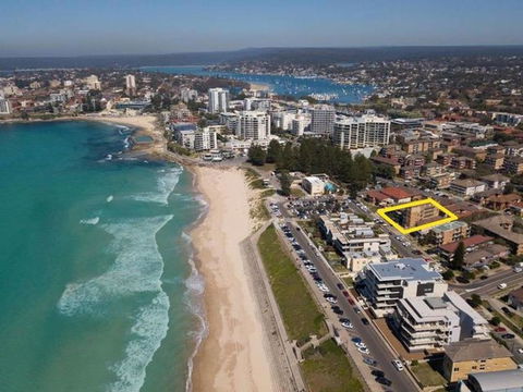 CRONULLA BREEZE - Yamba Accommodation 0