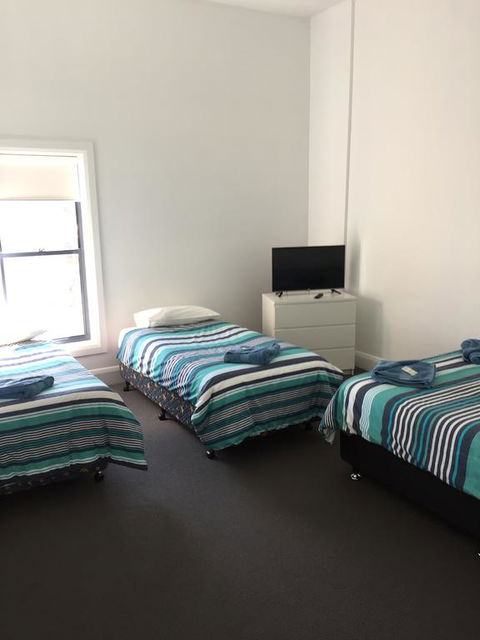 Crown Inn Hotel - Yamba Accommodation 1