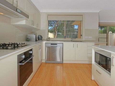 CShells On Quay - Perfect Location And Great Views - Yamba Accommodation 3