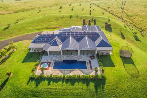 Cullengetty Estate - Yamba Accommodation 0