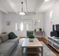 Cute and Relaxed Holiday Home - Close to Beach - Yamba Accommodation