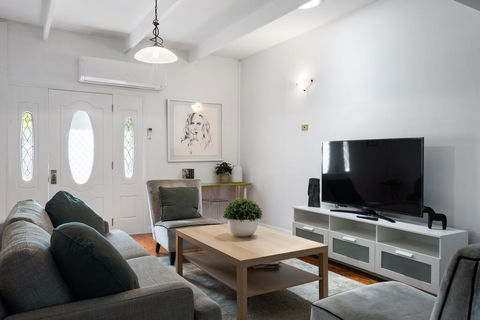 Cute And Relaxed Holiday Home - Close To Beach - Yamba Accommodation 2