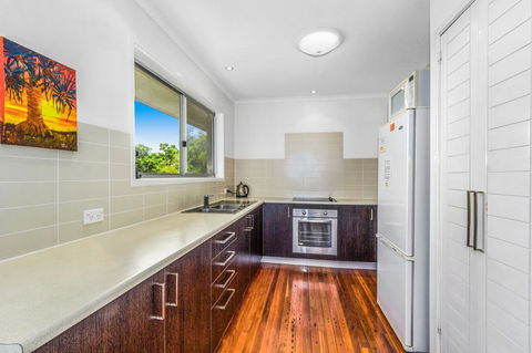 Cypress Beachfront - Yamba Accommodation 2