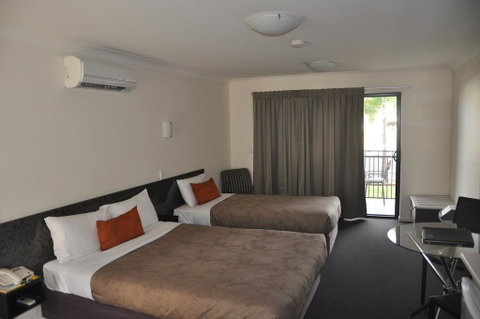 Dalby Fairway Motor Inn - Yamba Accommodation 2