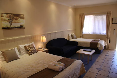 Dalby Mid Town Motor Inn - Yamba Accommodation 2