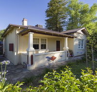 Darling House Castlemaine - Yamba Accommodation