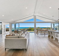 Dayz Dreamin - pool gas fireplace and beachfront