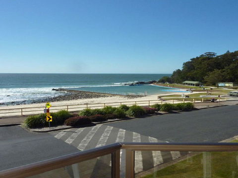 Debra Court 6 - Yamba Accommodation 1