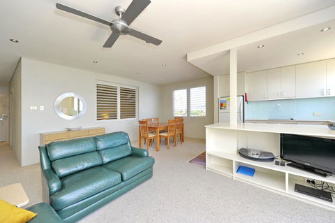 Del Rae Unit 12 - Shoal Bay - Yamba Accommodation 2