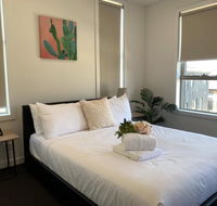 Delicate and Peaceful Bundoora Townhouse 11-R2 - Yamba Accommodation