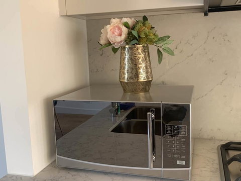 Delicate And Peaceful Bundoora Townhouse 12-R3 - Yamba Accommodation 2