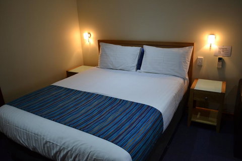 Denman Motor Inn - Yamba Accommodation 2