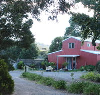 Dixiglen Farm - Yamba Accommodation