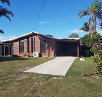 Dog Friendly Holiday House At Red Beach - Yamba Accommodation