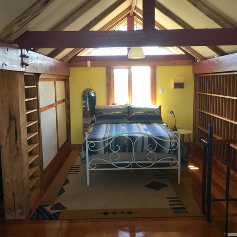 Dolphin Beach House - Yamba Accommodation 3