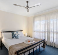 Dolphin Sands Holiday Cabins - Yamba Accommodation