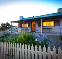 Donington Cottage Lincoln National Park - Yamba Accommodation
