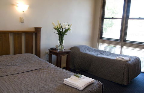 Dorset Gardens Hotel - Yamba Accommodation 0