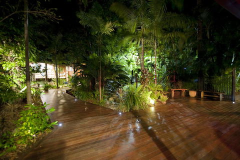 Dougies Backpackers Resort - Yamba Accommodation 1