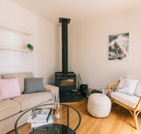 DOVESTONES BY THE SEA - INVERLOCH - Yamba Accommodation