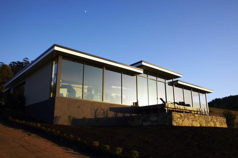 Dragonfly Lodge - Yamba Accommodation 1