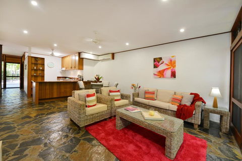 Drifting Port Douglas - Yamba Accommodation 2