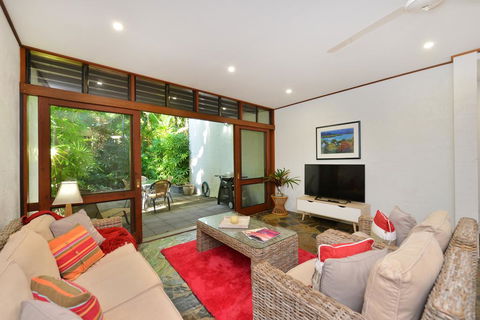 Drifting Port Douglas - Yamba Accommodation 1