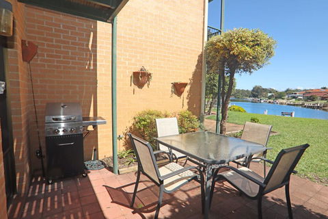 Driftwood - Yamba Accommodation 0