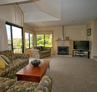Dromaius 7/23 Nettin Circuit - Yamba Accommodation