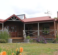 Eagle's Roost Farmstay BB - Yamba Accommodation