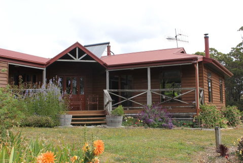 Eagle's Roost Farmstay B&B - Yamba Accommodation 0